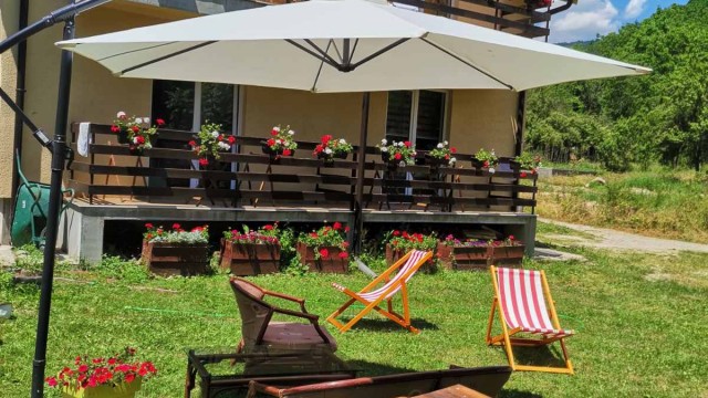 Planinski Dom Šum - Crni vrh